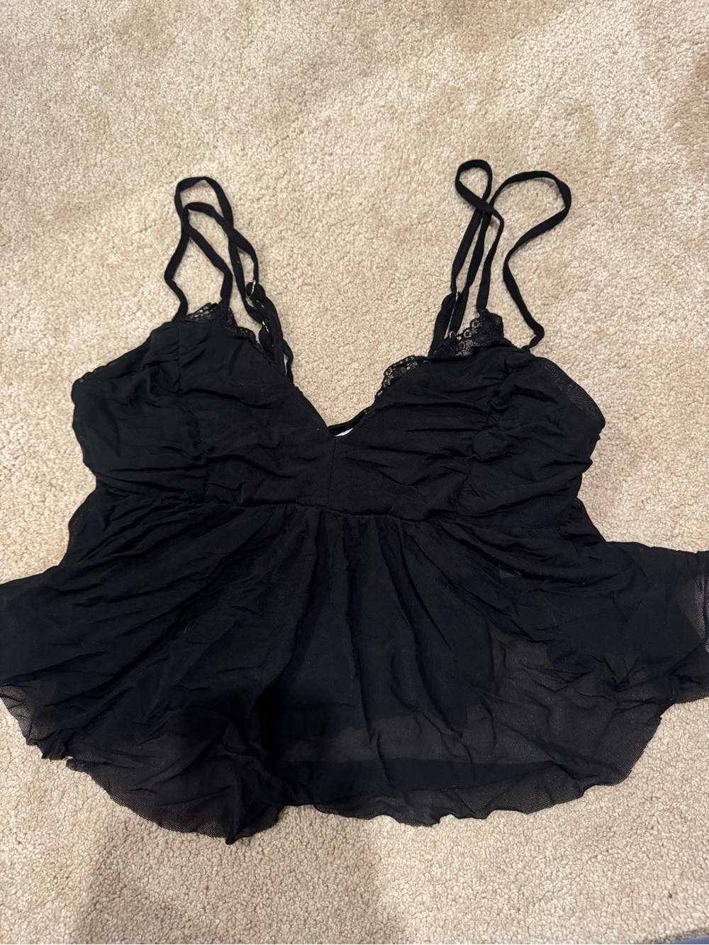 Black Lace-Trim Flowy Crop Cami Top